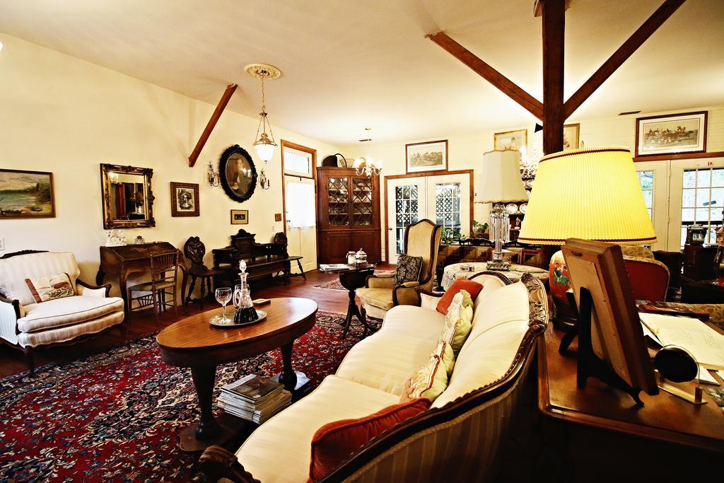 Ebenezer House Bed & Breakfast Burtonsville エクステリア 写真
