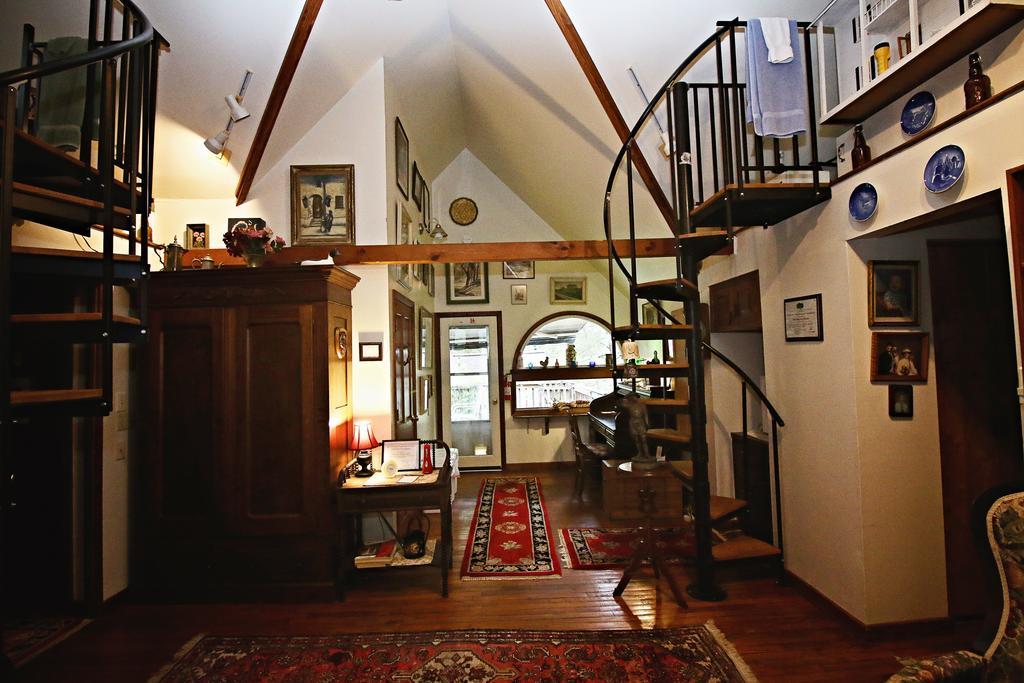 Ebenezer House Bed & Breakfast Burtonsville エクステリア 写真