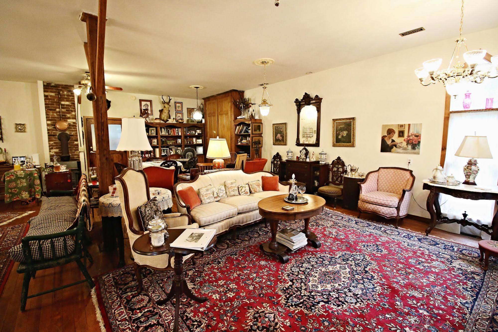 Ebenezer House Bed & Breakfast Burtonsville エクステリア 写真